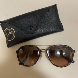 RayBan 4253 Sunglasses